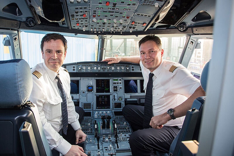 Momentan lächeln sie wohl weniger: Bei den Lufthansa-Piloten stehen die Zeichen auf Streik. Foto: Lufthansa