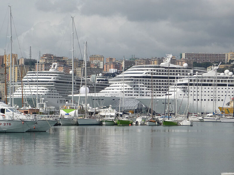 Auch Genua-Abfahrten muss MSC umrouten oder streichen. Foto: mg