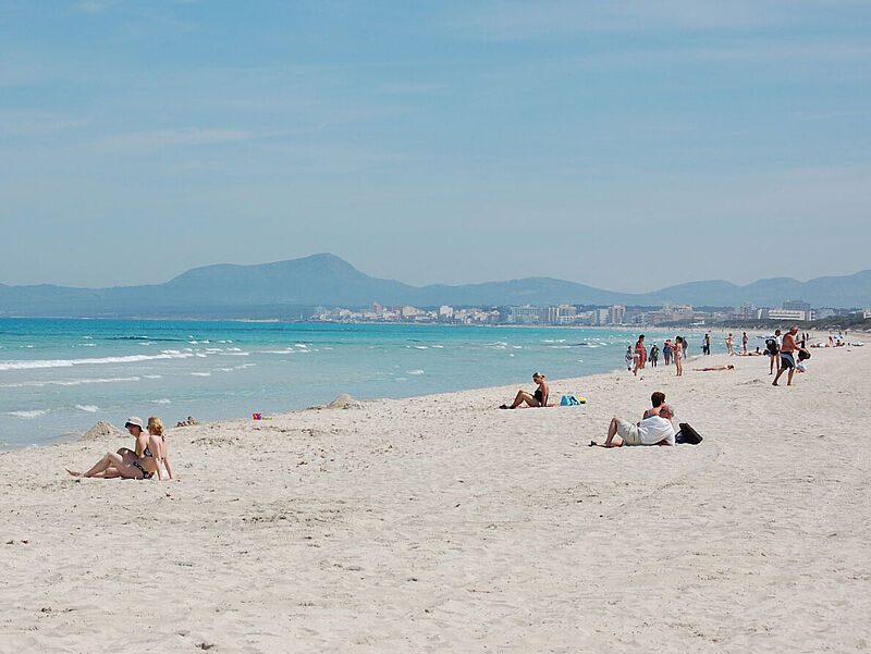 Die neuen „Dertour Plus“-Pauschalreisen führen unter anderem nach Mallorca. Foto: ta