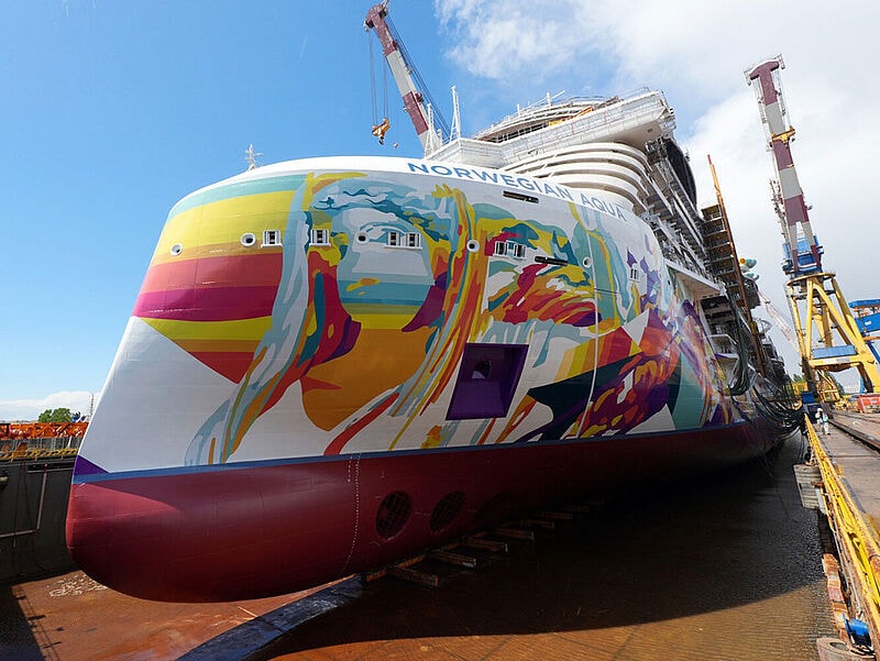 Bunt und facettenreich: Die Norwegian Aqua soll im April 2025 in Dienst gehen. Foto: NCL