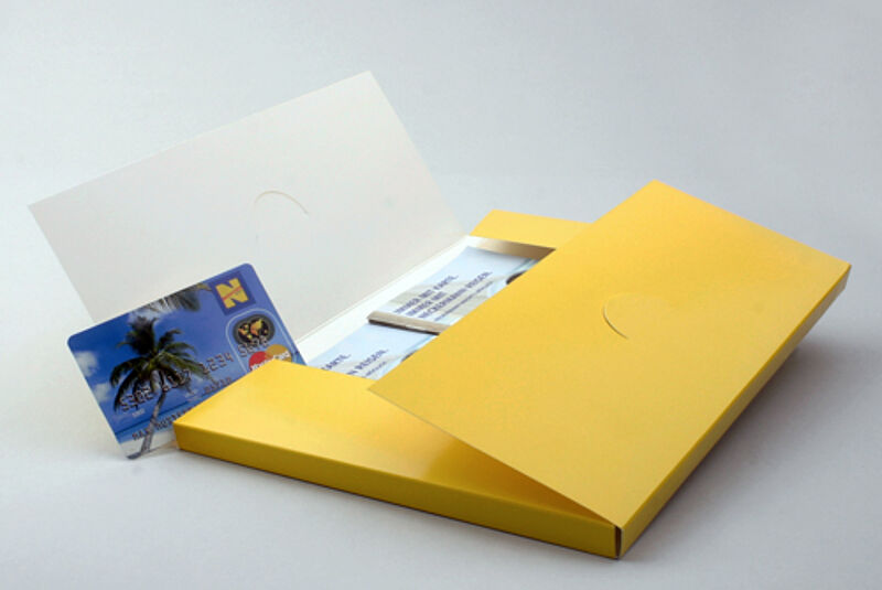 Neckermann will die neue Kreditkarte in den Agenturen bekannt machen.