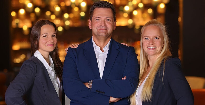 Das Key-Account-Trio von Nicko Cruises: Laura Wendler (links), Dennis Rissberger und Michaela Schedel