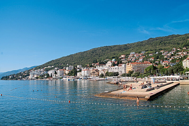 Opatija ist schon seit über 100 Jahren ein beliebtes See- und Kurbad. Foto: jt