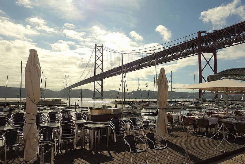 Aufgrund des Weltjugendtags in Lissabon - hier die Tejo-Mündung - kann es zu stichprobenartigen Grenzkontrollen in Portugal kommen
