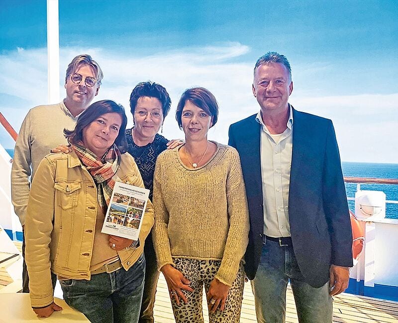 Das Team des Reisebüros Timmermann in Unna, rechts Inhaber Jens Timmermann