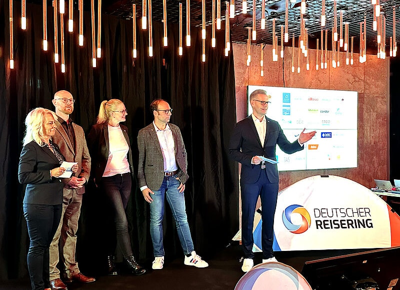 Engagiert für den Deutschen Reisering: Reisebüro-Inhaber und Vorstandsmitglieder Jana Petzold, Daniel Hauer, Juliane Eichstädt und Michael Riebel sowie Geschäftsstellenleiter Andreas Quenstedt