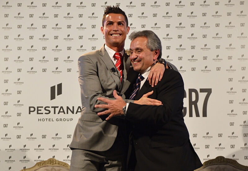 Weltfußballer Cristiano Ronaldo und Hotelier Dionisio Pestana gründen eine Hotelkooperation und planen vier Boutique-Häuser