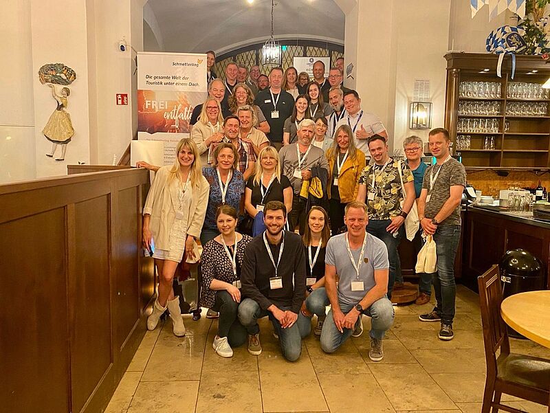 Großes Wiedersehen im Zuge der Dialogtour im Löwenbräukeller in München