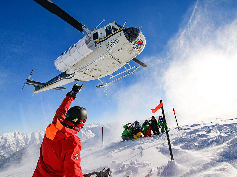 Für Heliskiing hat Club Reisen Stumböck einen eigenen Katalog aufgelegt