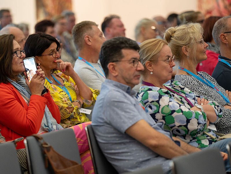 Reiseverkäufer der TSS-Kooperation während der geschlossenen Mitgliederversammlung. Foto: TSS