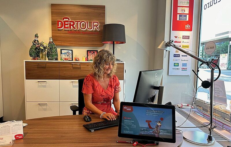 Dertour Reisebüro in Hanau: Die Nachfrage der Kunden ist nach wie vor groß
