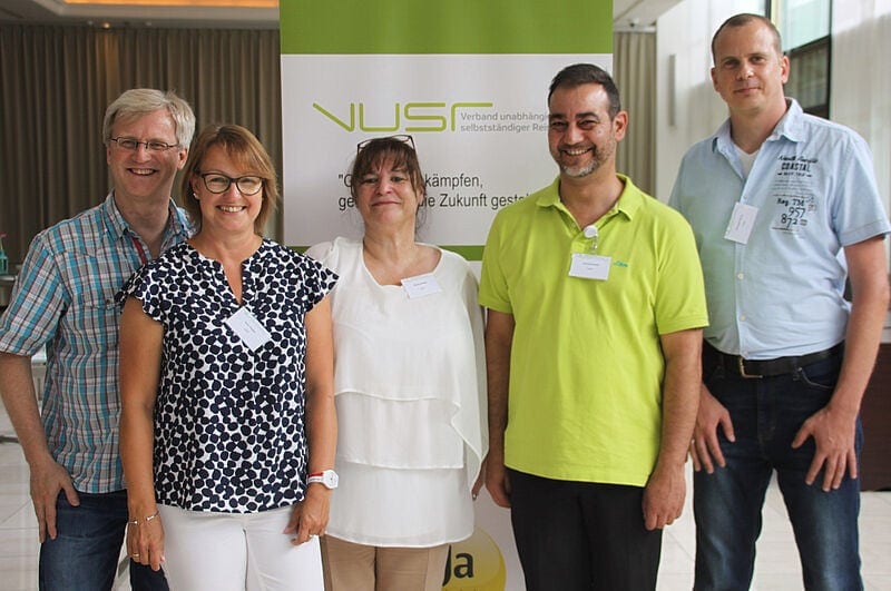 Der VUSR, hier Verbandsmitglieder mit der Vorsitzenden Marija Linnhoff (Mitte), kritisiert die Provisionspolitik von TUI. Foto: ah