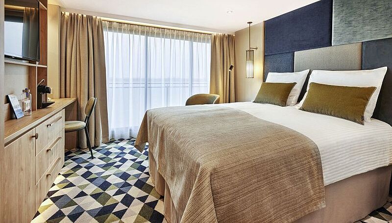 Eine Kabine mit französischem Balkon auf der Viva One