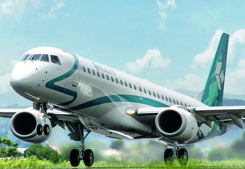 Im Sommer fliegt Air Dolomiti auch nach Bari, Sizilien und Sardinien