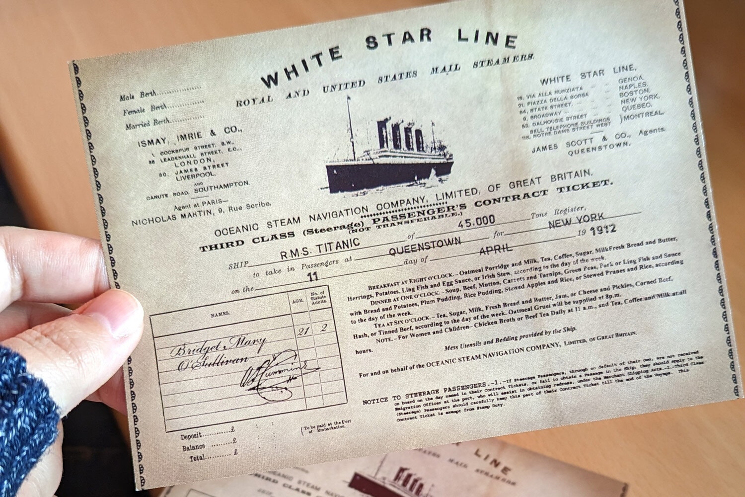 Im Titanic-Museum erhalten Besucher die Schiffstickets von echten Passagieren als Eintrittskarte – und können herausfinden, was beim Untergang 1912 mit der Person passiert ist