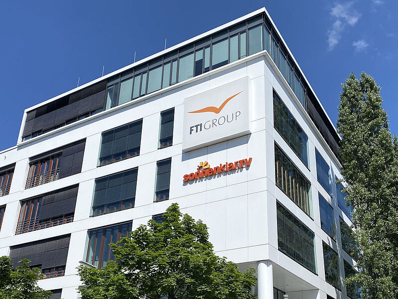 Außenansicht FTI-Zentrale in München