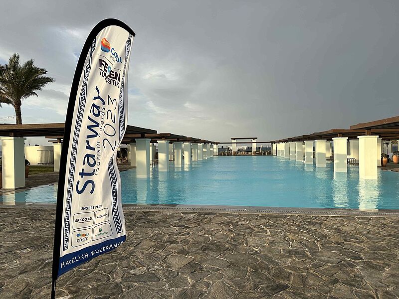 „Starway“-Format: olympischer Pool im Grecotel Amirandes