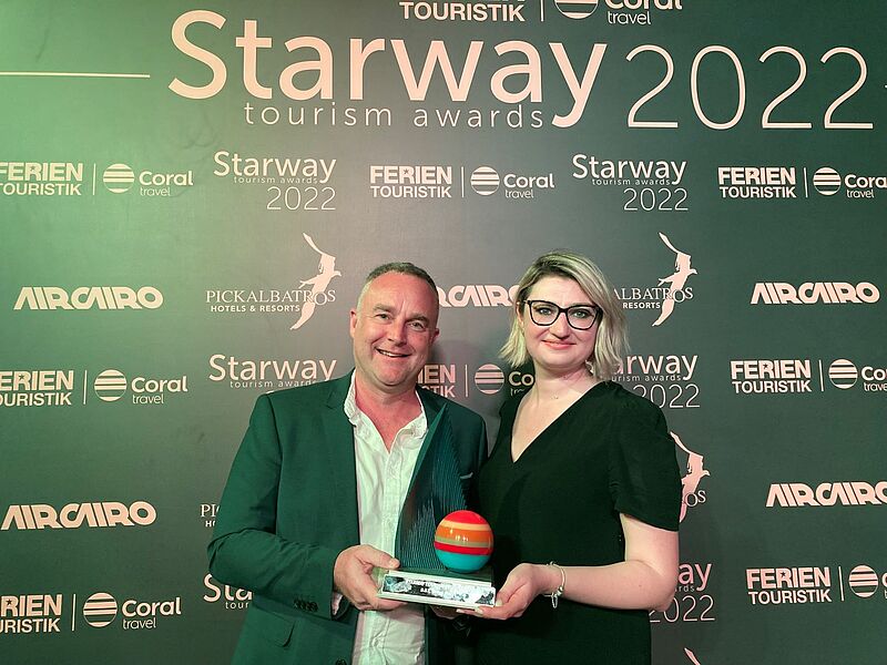 Christophe Denny und seine Frau Diana von DST Group GmbH in Kehl belegten bei den Starway Awards den ersten Platz