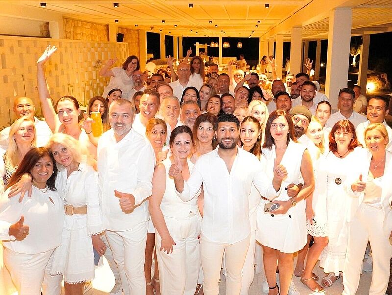 Eine Inforeise von Die Reisemesse führte ins neue Barut Anda in Didim. Ein Highlight war die White-Night-Party. Foto: Die Reisemesse