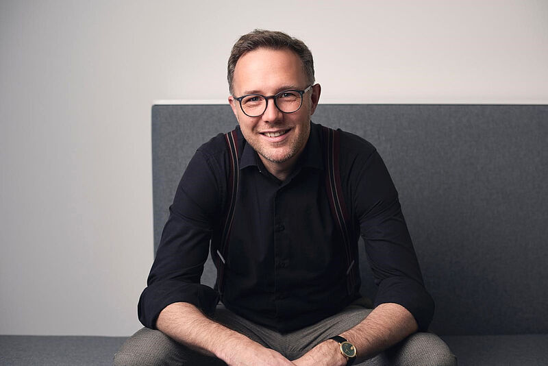 Porträit-Bild von Airline-Manager Peter Glade