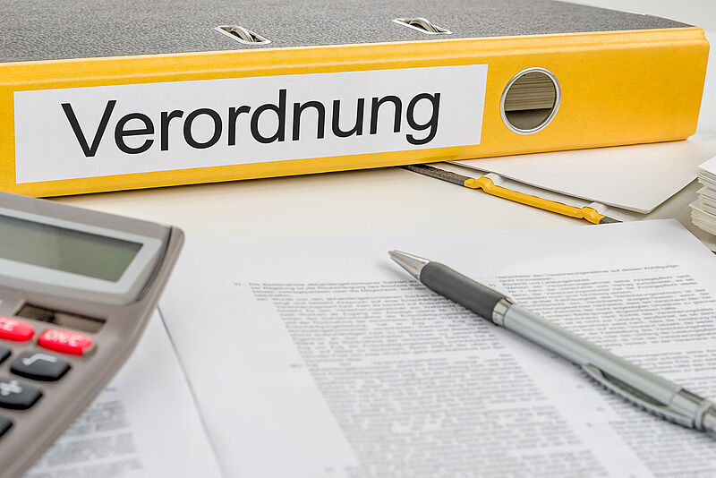 Aktenordner mit Aufschrift 