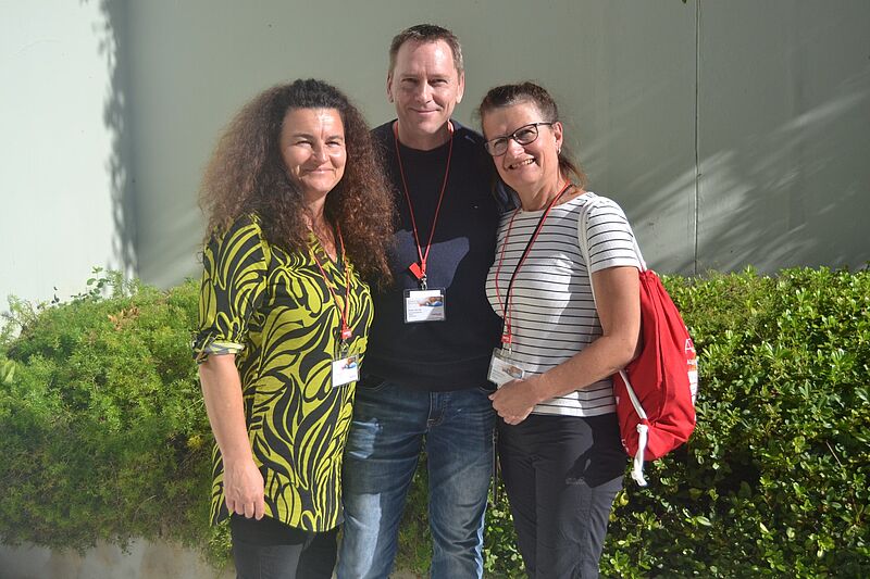 Kurze Verschnaufpause: Susann Menzer (Reisestudio Menzer, Eisenhüttenstadt), Daniel Soujon und Christine Sterzel (beide Dertour Reisebüro Berlin) zwischen den Schulungen (von links). Foto: ck