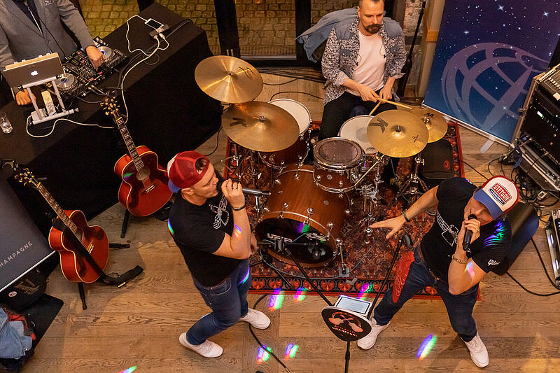 Für die Party-Stimmung sorgte einmal mehr…