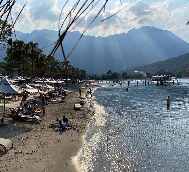 … in einer traumhaften Bucht an der Küste von Kemer