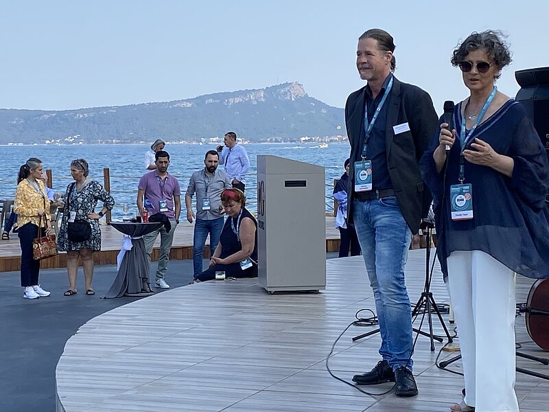 Markus Kornhuber von Ferien Touristik/Coral Travel mit ITT-Initiatorin Funda Tasar