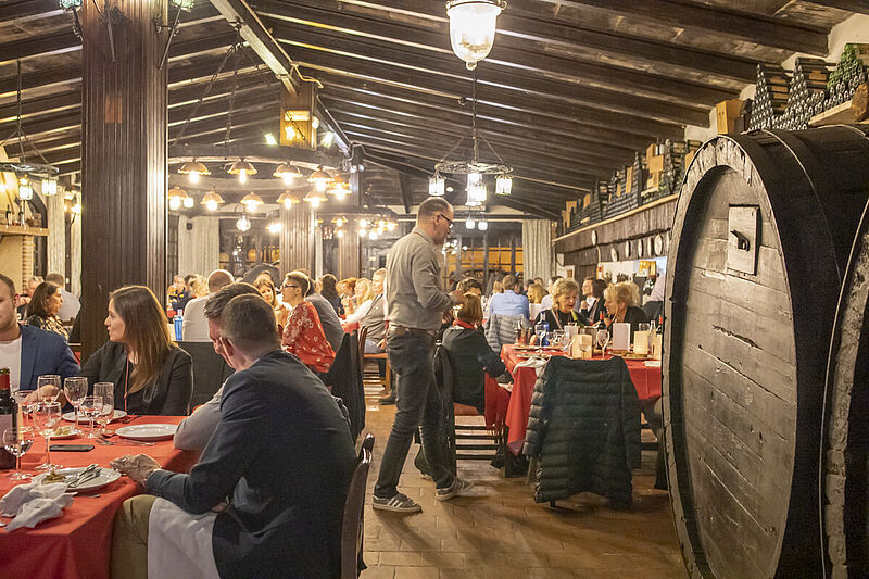 Zu Gast im traditionellen spanischen Lokal Rancho Picadero