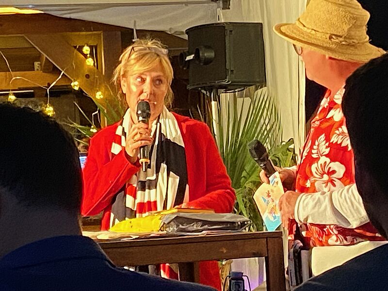 Sylvia Adam, seit 1990 in Diensten von Condor, im Gespräch mit Moderator Maik Michaelis