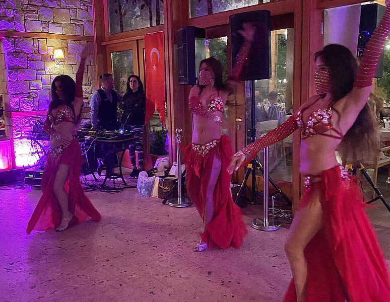 Orientalischer Abend im Bellis Deluxe Hotel