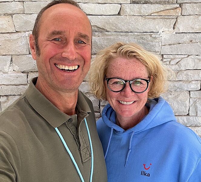 Für touristik aktuell war Matthias Gürtler dabei, hier mit TUI-Franchise-Chefin Ilka Lauenroth