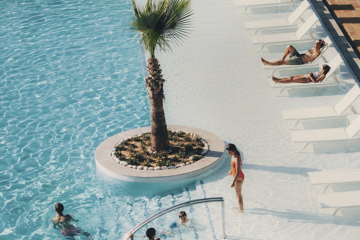 Iberostar Beachfront Resorts setzt 2026 mit renovierten Hotels und Modernisierungen neue Maßstäbe – von Montenegro bis Fuerteventura, Mallorca, Kreta und Mexiko. Mit 100 Resorts weltweit bietet Iberostar unvergessliche Urlaubserlebnisse – immer mit dem Meer im Blick.