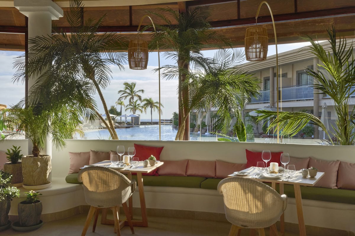 Iberostar Beachfront Resorts setzt 2026 mit renovierten Hotels und Modernisierungen neue Maßstäbe – von Montenegro bis Fuerteventura, Mallorca, Kreta und Mexiko. Mit 100 Resorts weltweit bietet Iberostar unvergessliche Urlaubserlebnisse – immer mit dem Meer im Blick.