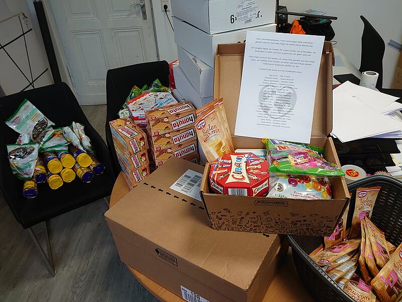 Mutmacher-Pakete für Veranstalter: 20 Reisebüros haben gespendet und wollen damit Danke sagen. Foto: privat