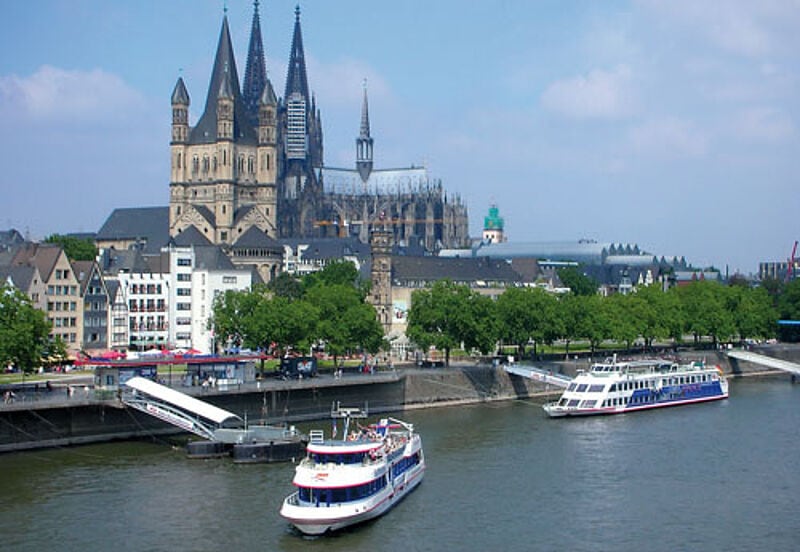 Ab 2014 könnten nicht mehr nur Ausflugsschiffe von KD ablegen