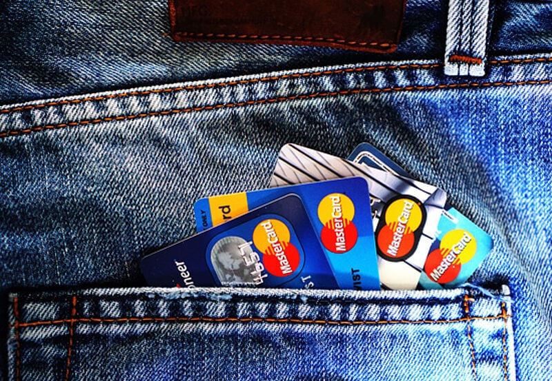 Bei den großen Veranstaltern sind künftig alle Zahlungen mit Kreditkarte kostenlos