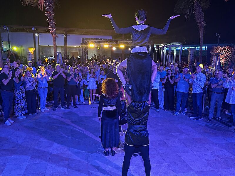 … und einer unterhaltsamen Show …