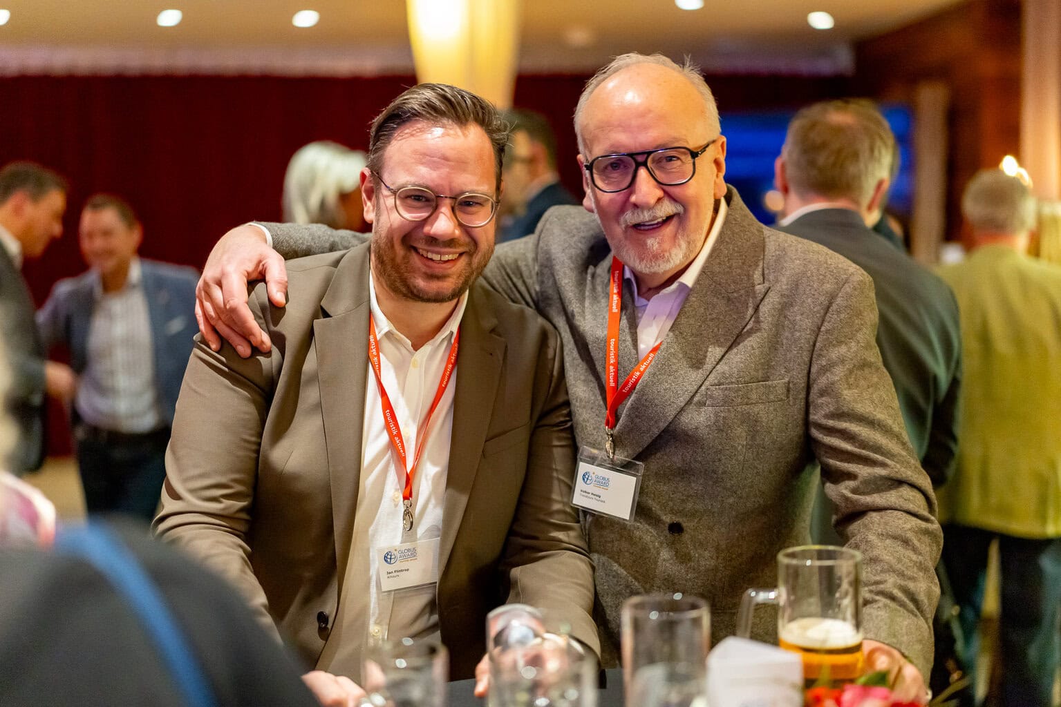 Alltours-Manager Jan Flintrop mit Volker Heisig von Trendtour
