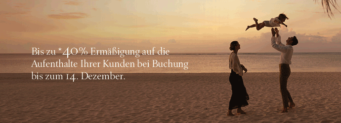Eine Frau treibt entspannt auf dem Rücken im ruhigen Wasser, während im linken Bildbereich die Logos von Le Méridien, St. Regis und The Westin zu sehen sind.